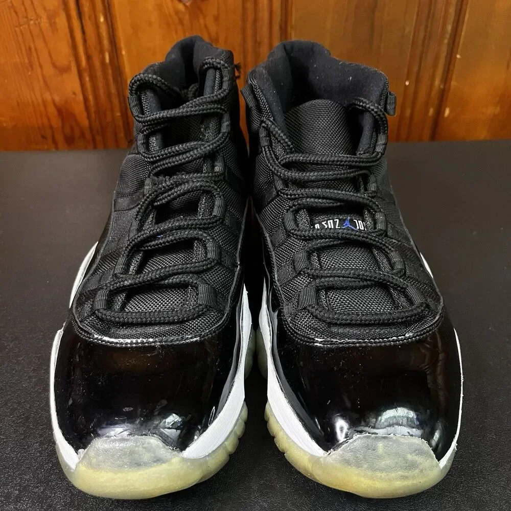 2009 Jordan 11 Space Jam 378037-041 Size 11 Men NO BOX/ INSOLES (FULLY REGLUED)